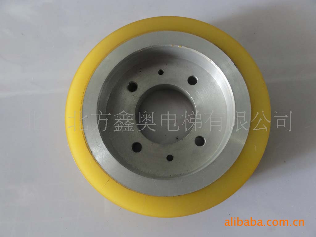 现代扶梯摩擦轮135X35