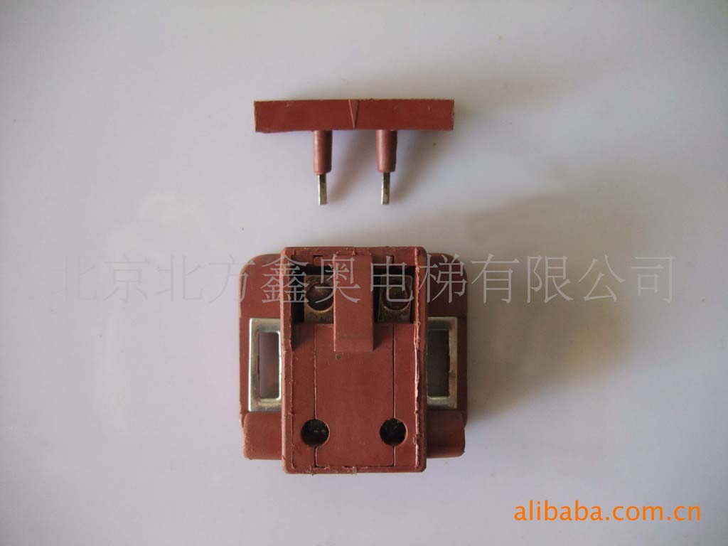 西尔康轿门付门锁