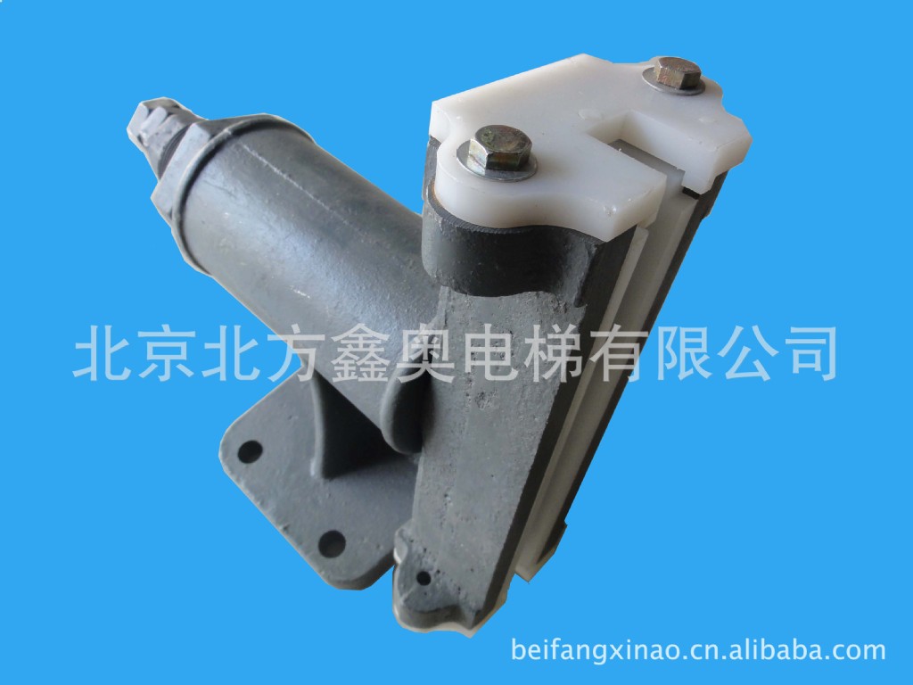 导靴220
